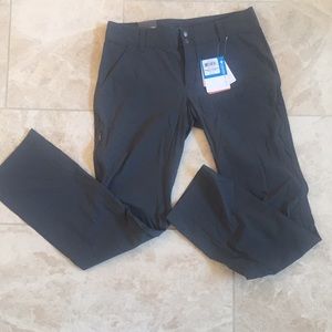 Columbia Saturday Trail Pant Size 8 NWT